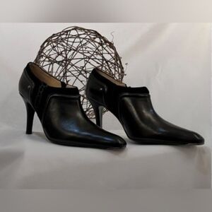 Cole Haan Yelena Pointy Toe Ankle Booties (Size 8.5M) NWOT